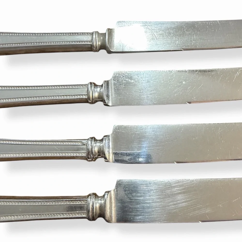 Vintage Art Deco Silver Tone Dinner Knives Beaded Border Set of 4 9.75 Inch